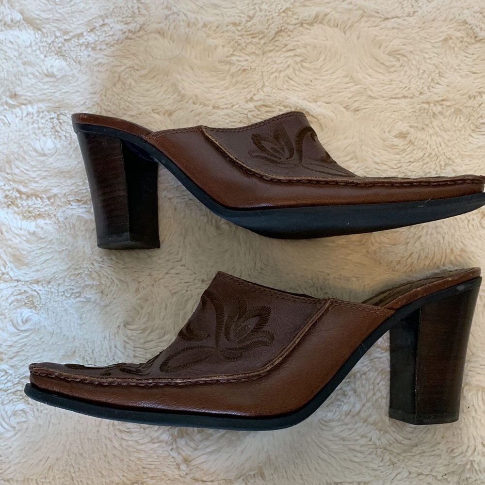 Nine West Western Boot Mule - Picture 3 of 10
